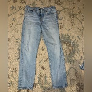 Light wash Levi jeans